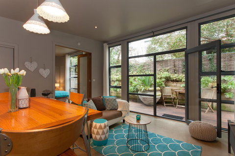 The Love Shack - Romantic Bungalow - Nelson Bay Accommodation.com 0