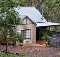Tangenong Cottages - Accommodation Nelson Bay