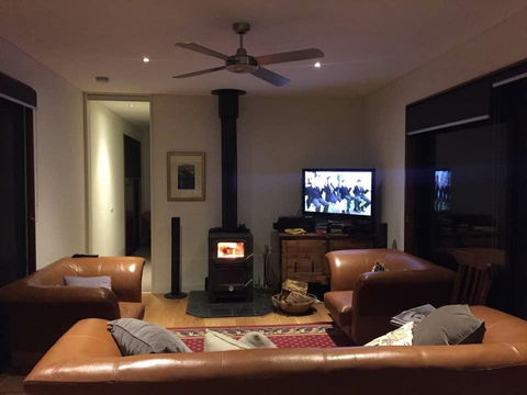 One Tree Hill Wilson Prom And Ocean Views - Accommodation Nelson Bay 13