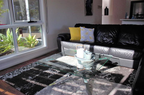 Tamara Temptation - Accommodation Nelson Bay 4