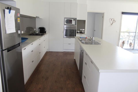 Tamara Temptation - Accommodation Nelson Bay 6