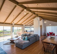 Sunsets on Martyrs Beach House - Ocean Views - Accommodation Nelson Bay