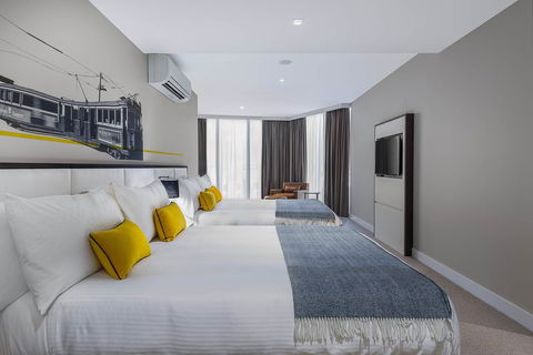 Peppers Docklands - Accommodation Nelson Bay 15