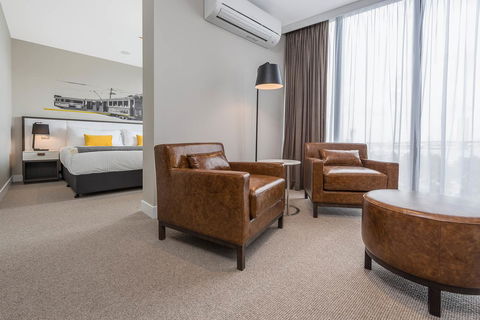 Peppers Docklands - Accommodation Nelson Bay 30