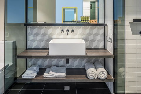 Peppers Docklands - Accommodation Nelson Bay 27