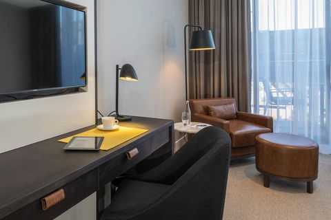 Peppers Docklands - Accommodation Nelson Bay 19