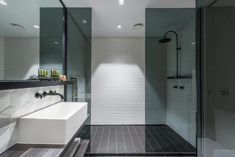 Peppers Docklands - Accommodation Nelson Bay 21