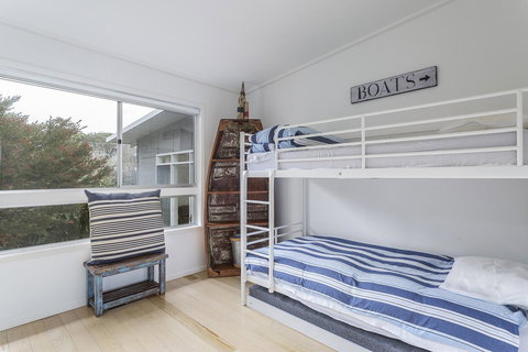 Sunset On Scott - Relax In Tranquility & Style - Nelson Bay Accommodation.com 13