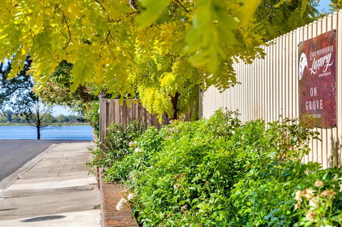 Lake Wendouree Luxury Apartments - Accommodation Nelson Bay 9