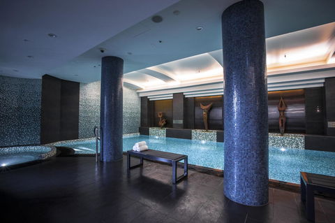 Quay West Suites Melbourne - Accommodation Nelson Bay 10