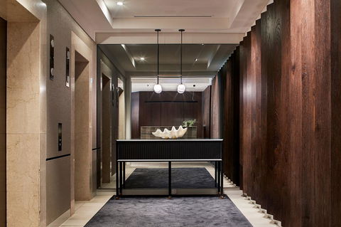 Quay West Suites Melbourne - Accommodation Nelson Bay 7