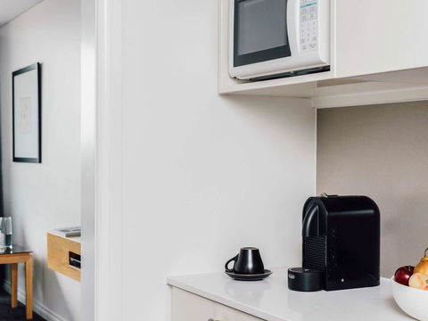 Quay West Suites Melbourne - Accommodation Nelson Bay 41