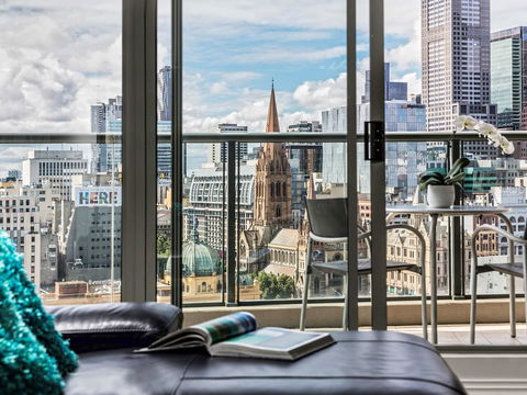 Quay West Suites Melbourne - Accommodation Nelson Bay 40