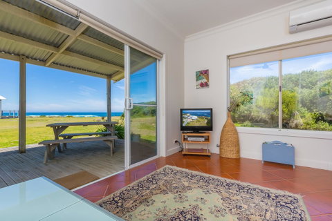 Cottages For Couples - Accommodation Nelson Bay 21