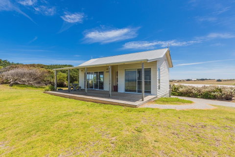 Cottages For Couples - Accommodation Nelson Bay 14