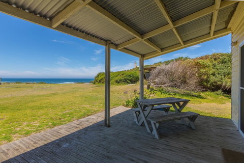 Cottages For Couples - Accommodation Nelson Bay 19