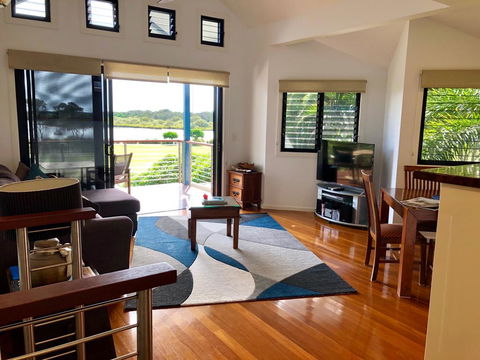 The Boathouse - Accommodation Nelson Bay 2