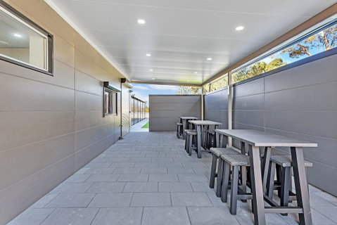 The Bunkhouse - Nelsons Bay Accommodation 3