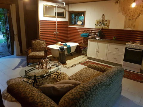 The Cabin - Accommodation Nelson Bay 1