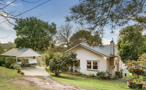 The Caretakers Cottage - Accommodation Nelson Bay 0