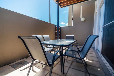 The Cove @ New Port-Pool - Spa - Sauna - Gym & More - Nelsons Bay Accommodation 3