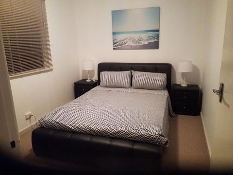The DOLPHIN PLACE - Nelsons Bay Accommodation 3