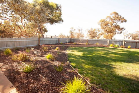 The Farmhouse. - Accommodation Nelson Bay 3