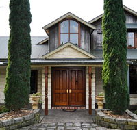 The George Yering - Accommodation Nelson Bay
