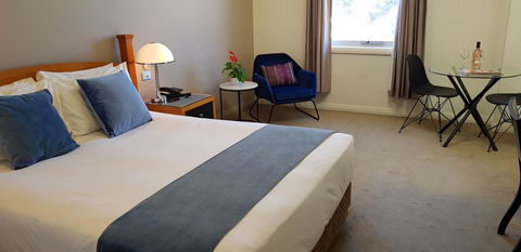 The Grand Motel - Accommodation Nelson Bay 2