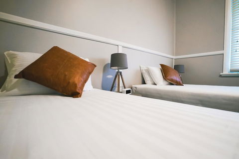The Greenroof - Accommodation Nelson Bay 2