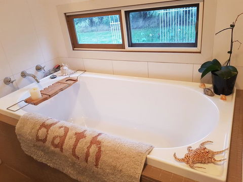 The Gurdies Room With Amazing Sunset Views - Accommodation Nelson Bay 2