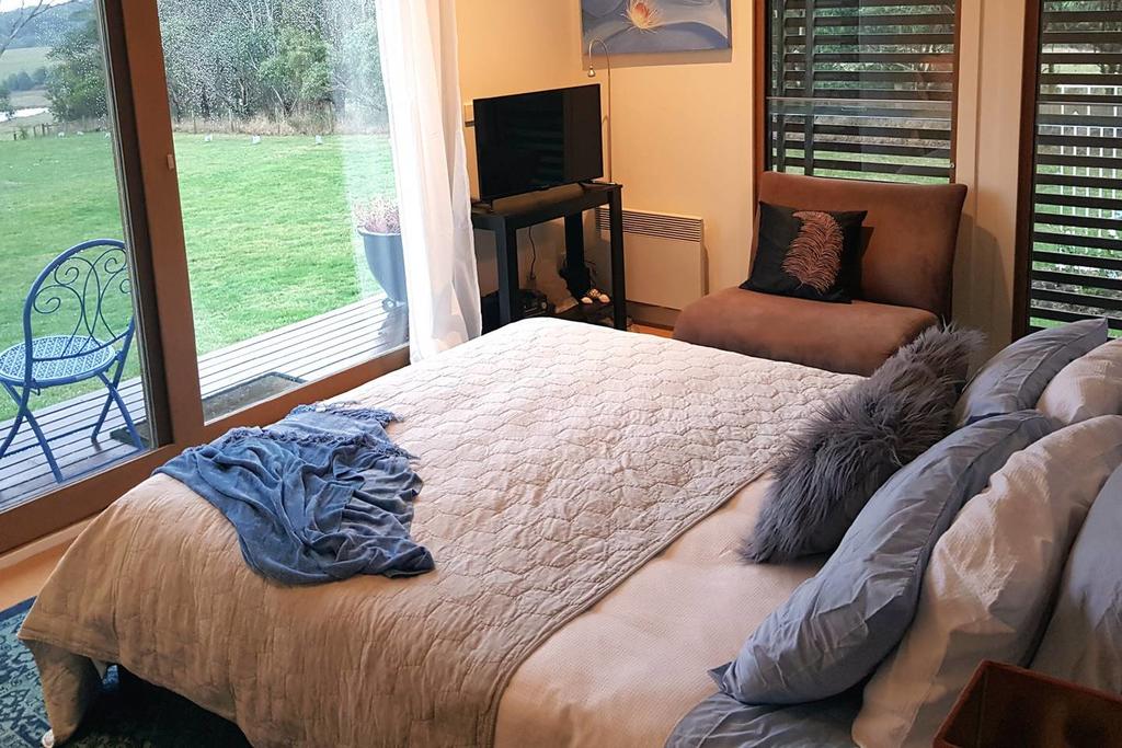Yelbeni ACT Accommodation Nelson Bay
