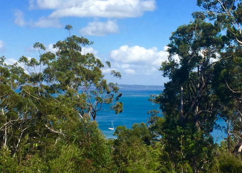 The Holiday House - Accommodation Nelson Bay 2