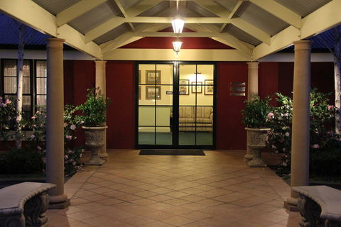 The Lawson Riverside Suites - Accommodation Nelson Bay 2