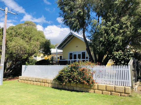 The Light And Bright Yellow Beach House - Nelsons Bay Accommodation 1