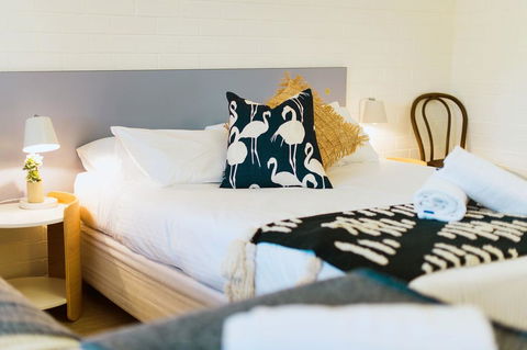 The Med Crescent Head - Accommodation Nelson Bay 2