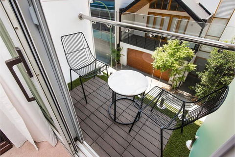 The Nest - Bohemian Space In Northbridge With Roof Terrace - Nelsons Bay Accommodation 2