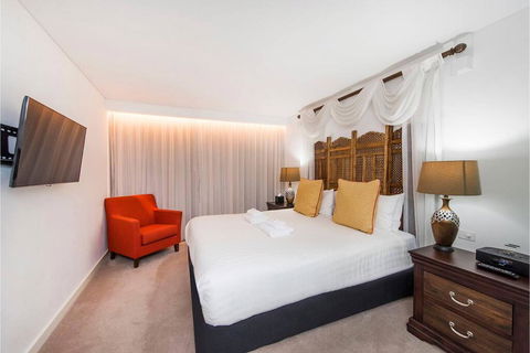 The Nest - Boho Bedroom Near The City With Roof Terrace - Nelsons Bay Accommodation 2