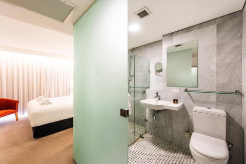 The Nest - Cosy Space On Newcastle Street With Roof Terrace - Nelson Bay Accommodation.com 2