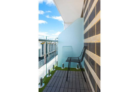 The Nest - Spacious Studio On Newcastle St With Roof Terrace - Nelson Bay Accommodation.com 1