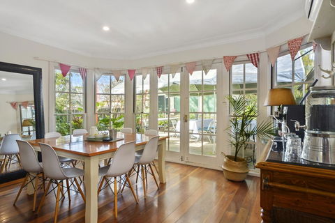 The Pines Bed And Breakfast - Accommodation Nelson Bay 0