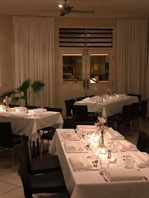 The Playhouse Hotel - Accommodation Nelson Bay 3