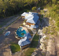 The Pool House - Nelsons Bay Accommodation
