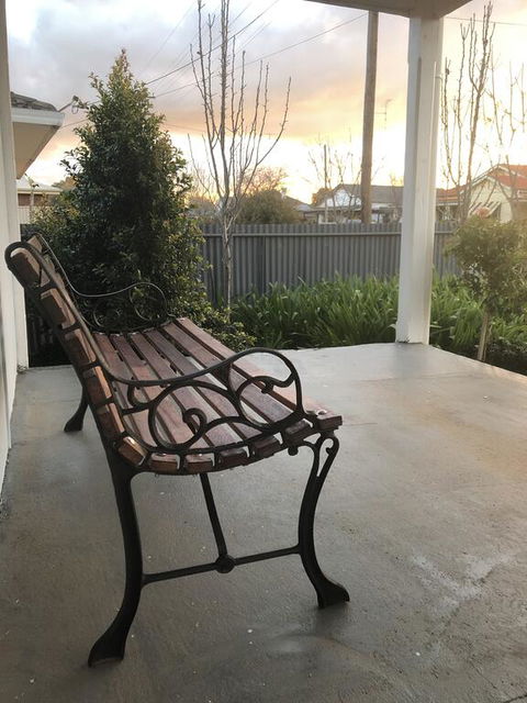 The Rested Guest 3 Bedroom Cottage West Wyalong - Accommodation Nelson Bay 2