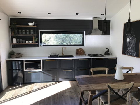 The Retreat - Accommodation Nelson Bay 2