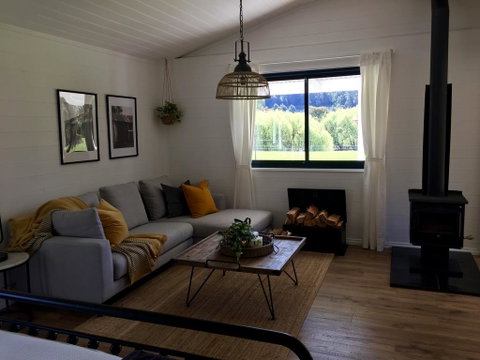 The Retreat - Accommodation Nelson Bay 3