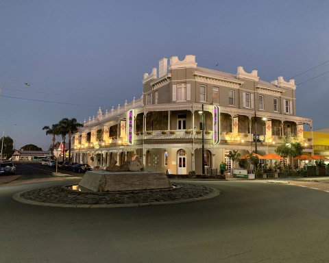 The Rose Hotel & Motel - Accommodation Nelson Bay 1