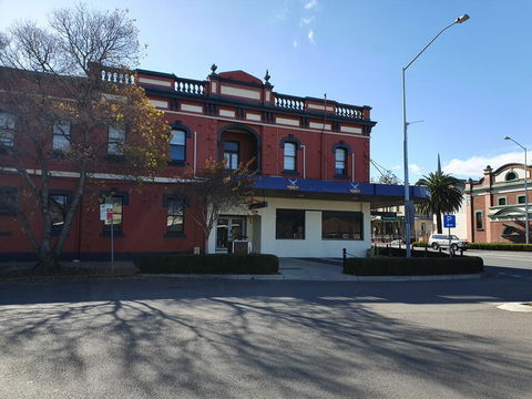 The Royal Hotel - Accommodation Nelson Bay 0