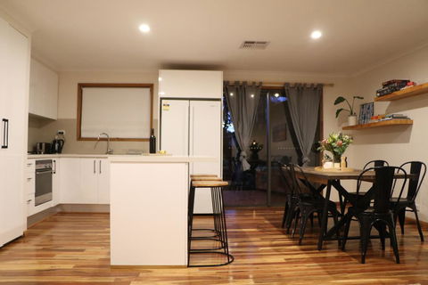 The Salty Gum - Maslin Beach - Nelsons Bay Accommodation 3