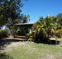 The Shack - Rainbow Beach The Ultimate Beach Shack 200m to beach - Accommodation Nelson Bay